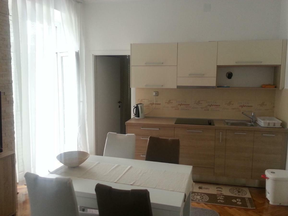 Apartment Sandra 2+2 *** Crikvenica Zewnętrze zdjęcie